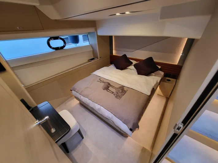 Kiwa Yacht Photos Pics 