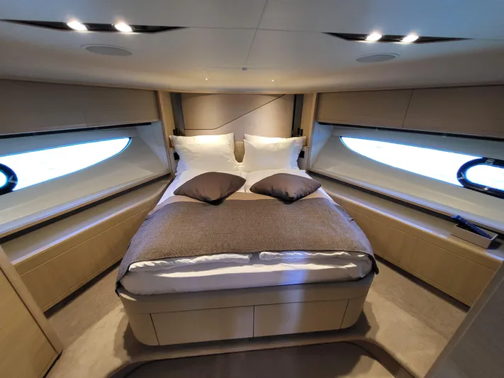 Kiwa Yacht Photos Pics 