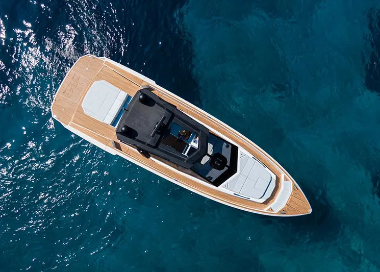  Yacht Photos Pics Manufacturer Provided Image