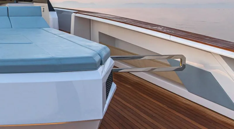  Yacht Photos Pics Manufacturer Provided Image