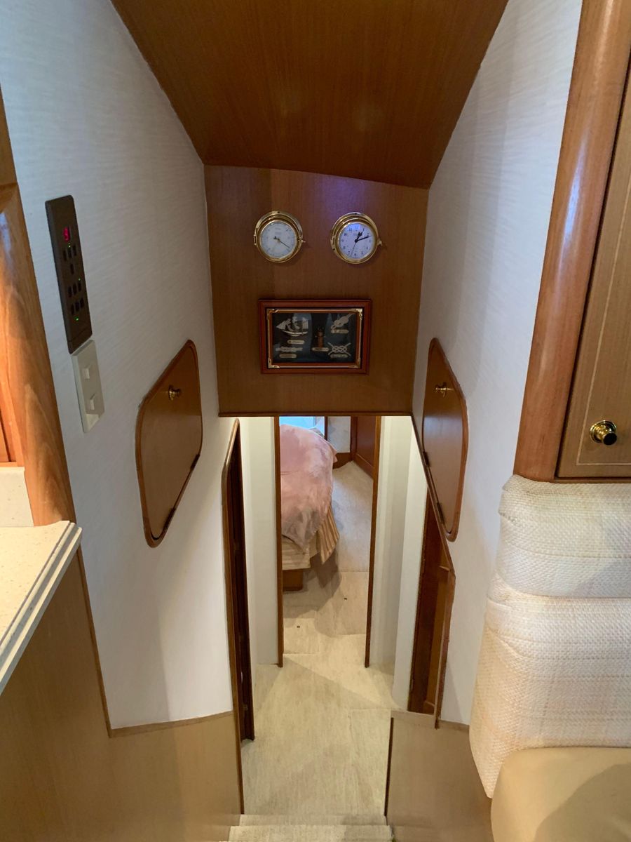 2004 Ocean Yachts 57 