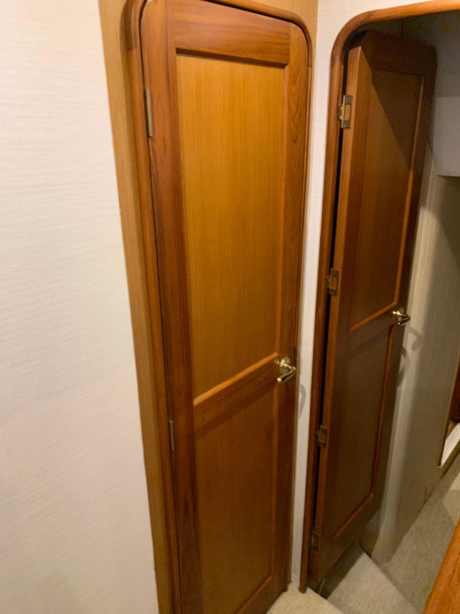 2004 Ocean Yachts 57 