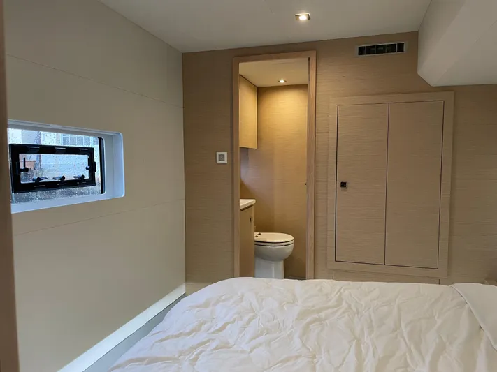 Fina Yacht Photos Pics 