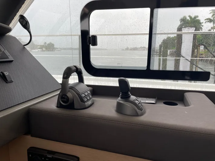 Fina Yacht Photos Pics 