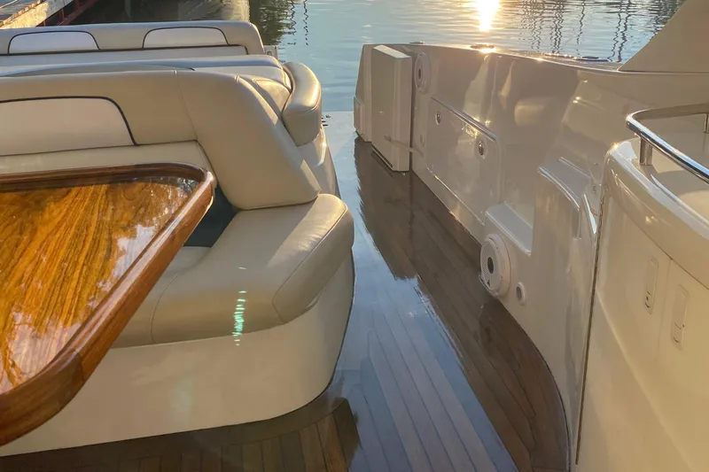 Dealer-ships Yacht Photos Pics 