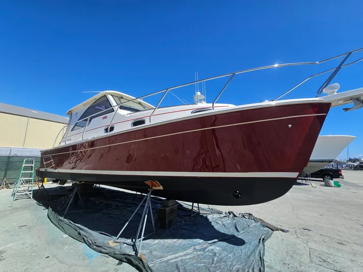 Odin's Bight Yacht Photos Pics 