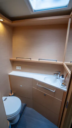 Respite At Sea Yacht Photos Pics Master Suite WC