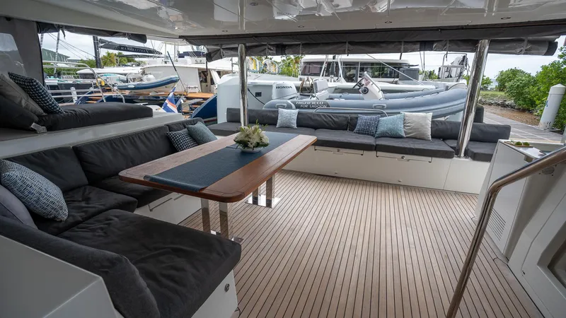 Respite At Sea Yacht Photos Pics Aft Cockpit Area