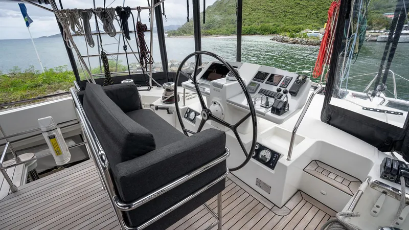 Respite At Sea Yacht Photos Pics Flybridge Helm Area