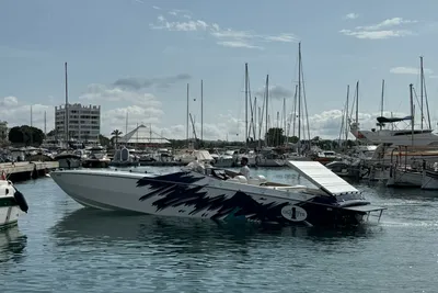 1997 Cigarette Top Gun 38