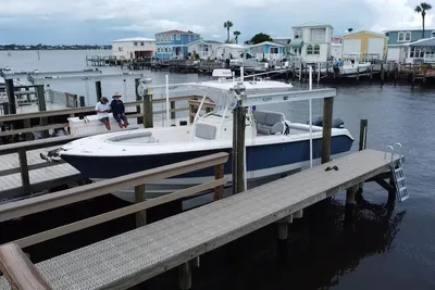 Edgewater 318CC