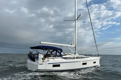 Bavaria C42