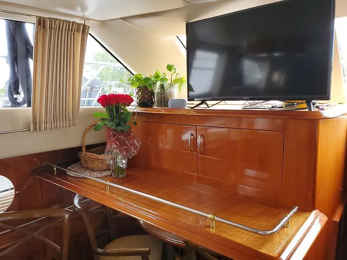 Charon Yacht Photos Pics 