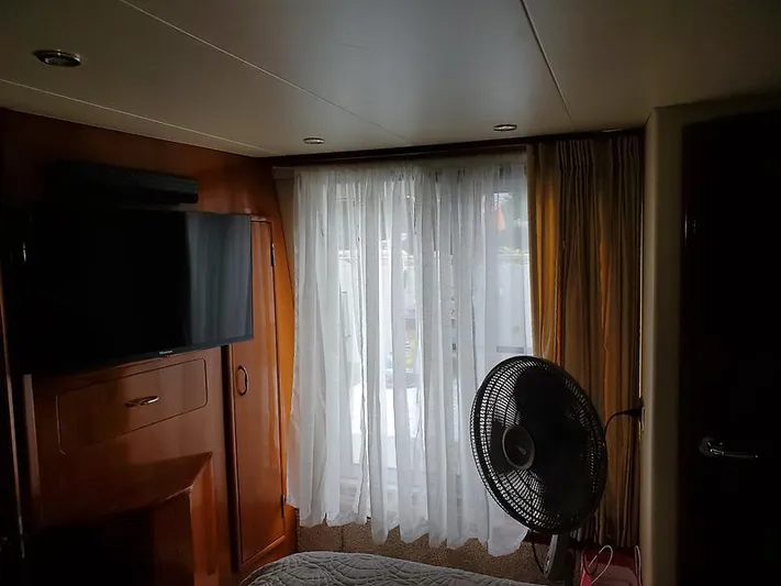 Charon Yacht Photos Pics 