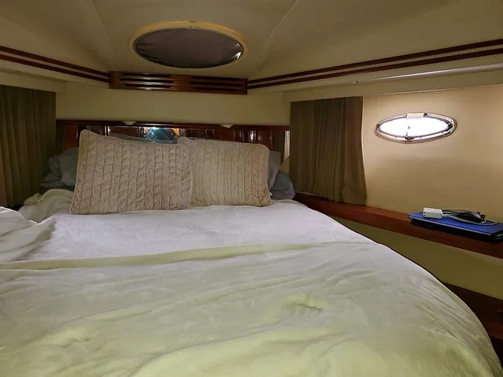 Charon Yacht Photos Pics 