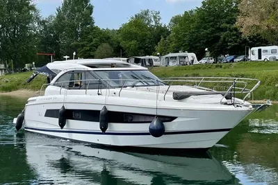 2019 Jeanneau Leader 36