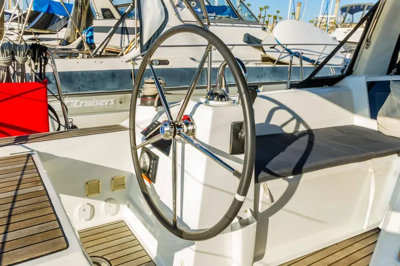 Porteno Yacht Photos Pics 