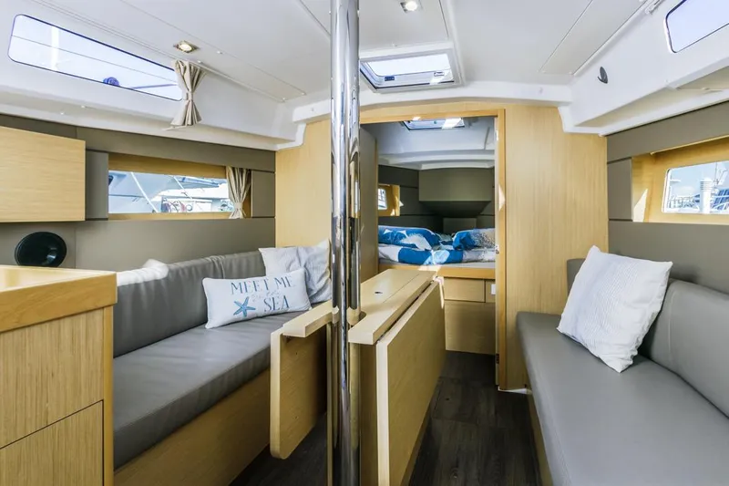 Porteno Yacht Photos Pics 