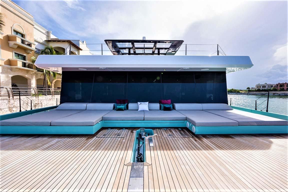 2018 Sunreef 68 