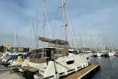 Fountaine Pajot Astrea 42