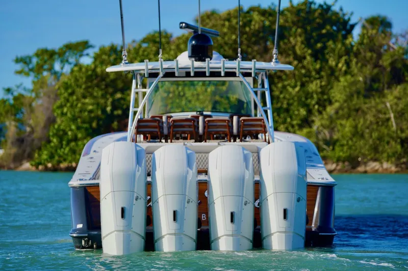 Rhyde Yacht Photos Pics 2021 Valhalla Boatworks V46 with four powerful outboard engines on the water.