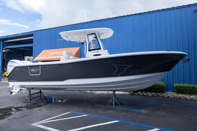 Sea Hunt Gamefish 27 Coffin Box