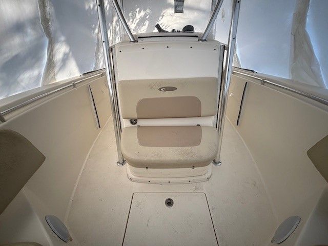 Cobia 277 Center Console