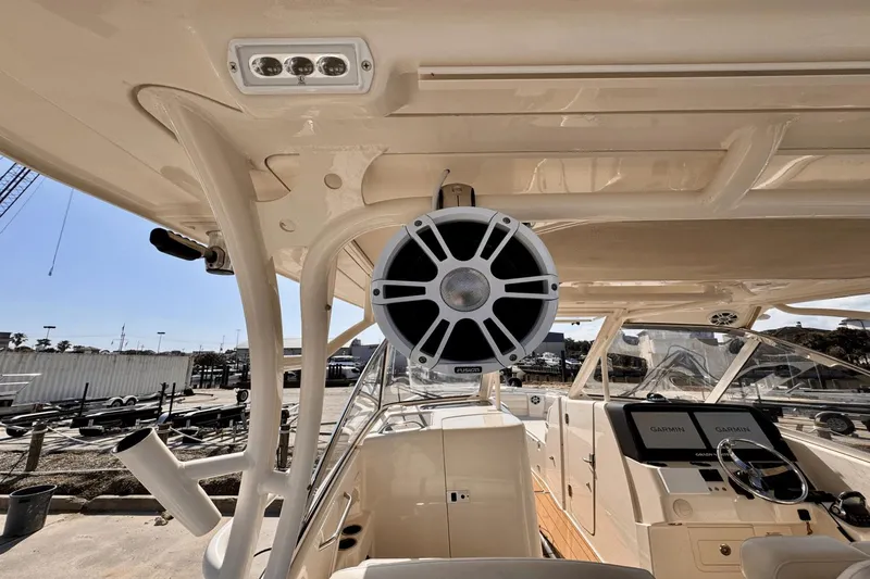 Blue Eyes Yacht Photos Pics 