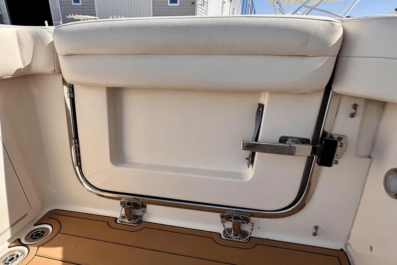 Blue Eyes Yacht Photos Pics 