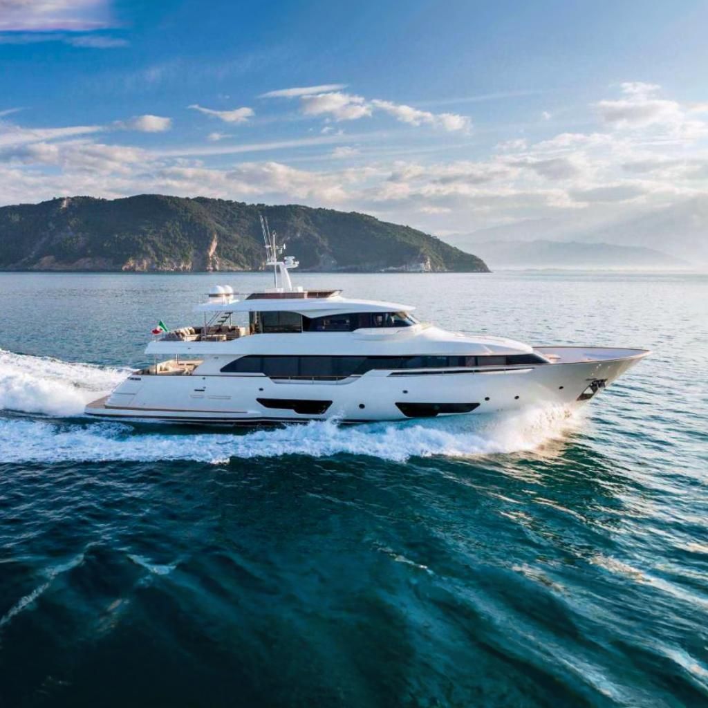 2020 Custom Line 94 