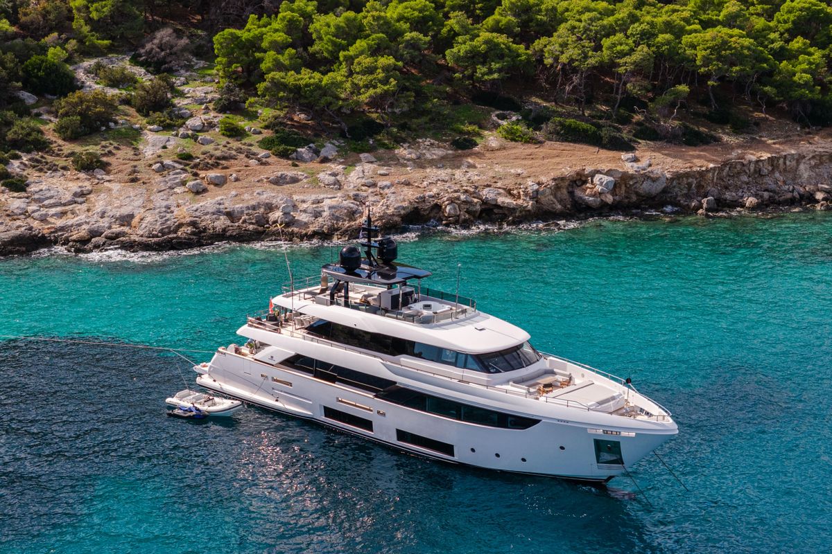 2020 Custom Line 108 