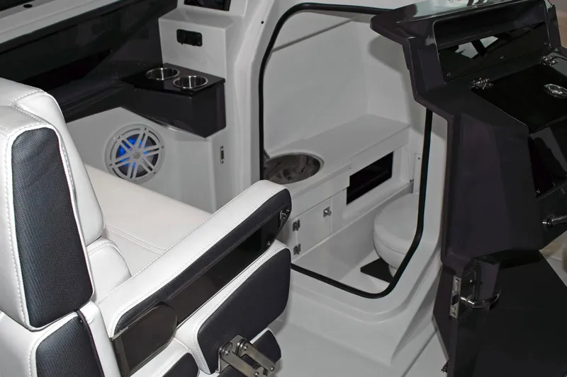  Yacht Photos Pics Manufacturer Provided Image