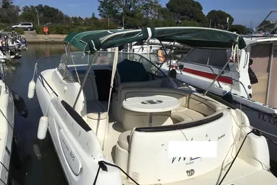 2001 Jeanneau Leader 805