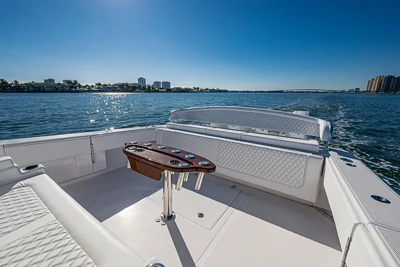  Yacht Photos Pics Luxurious Sparks 46 boat interior, 2025 model, cruising on a sunny day.