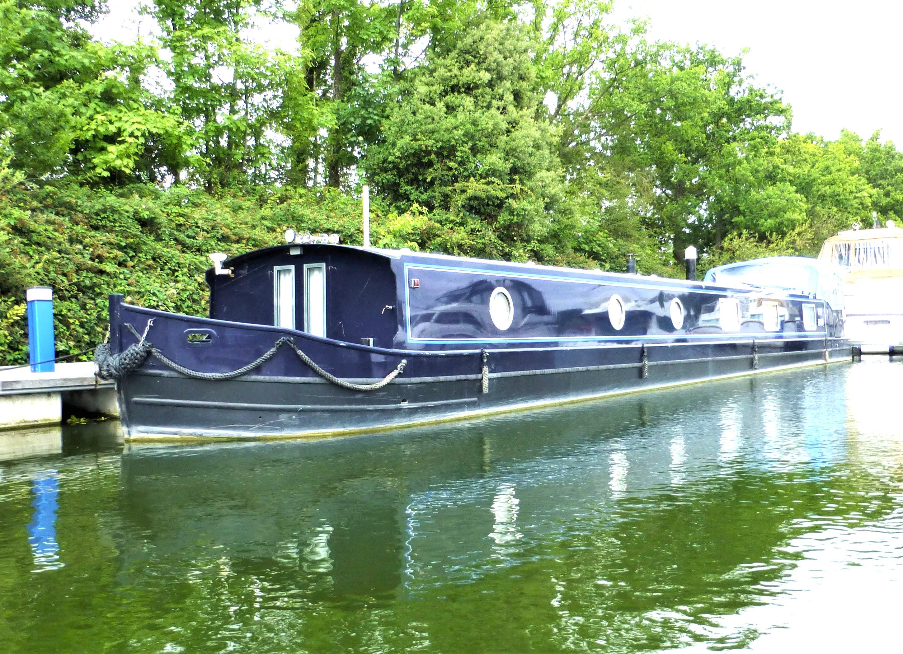 Liverpool Boats Sailaway 66 x 10 Widebeam | 20m | 2019 - Surrey | Boats ...