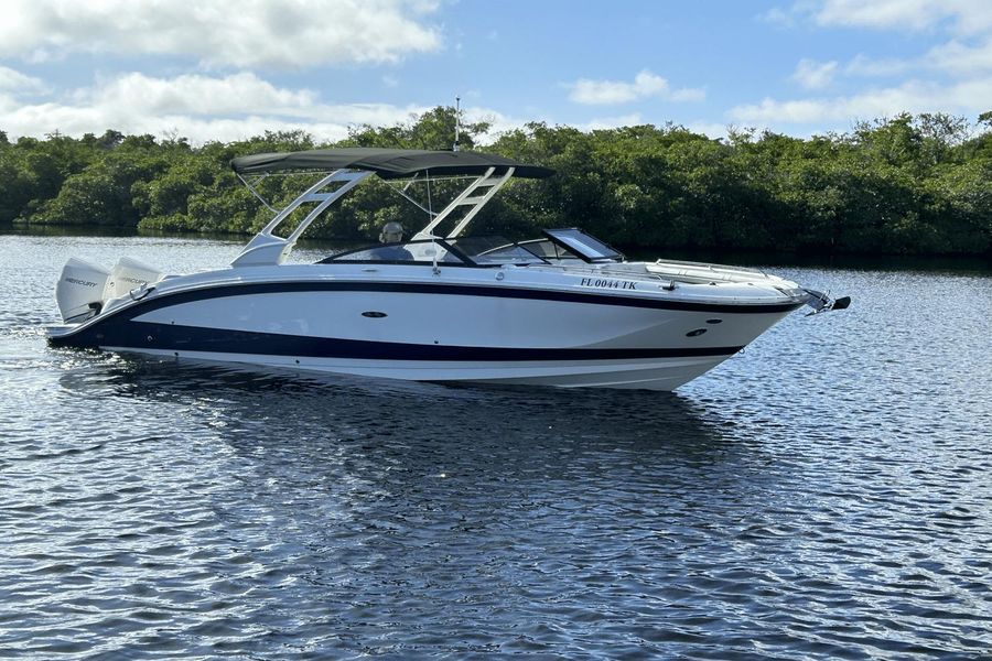 2023 Sea Ray 290 SDX OB