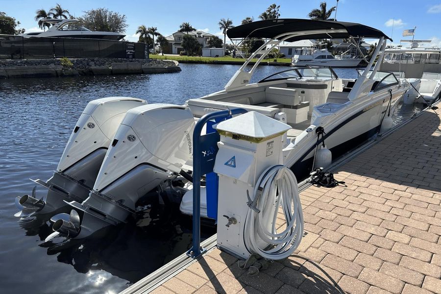 2023 Sea Ray 290 SDX OB