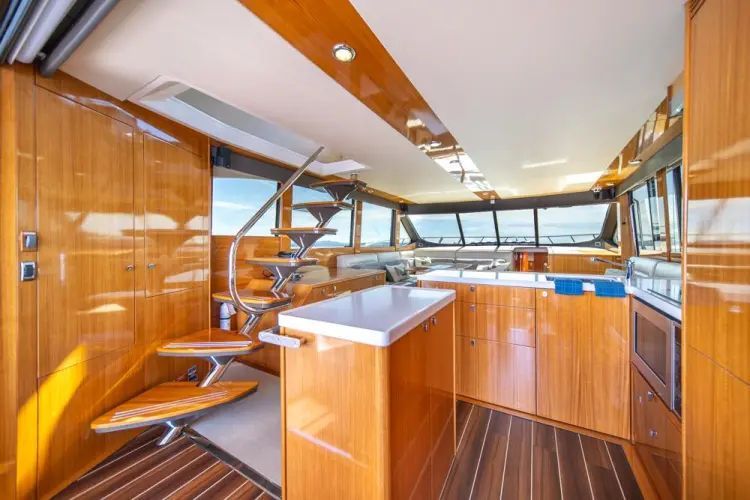 2013 Maritimo 58 