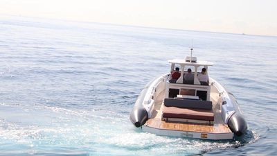 Yacht