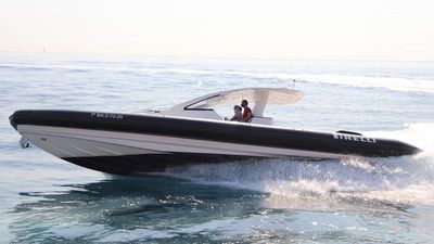 Yacht