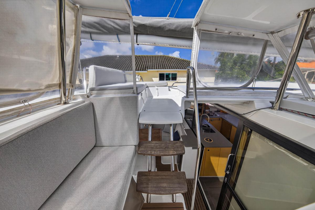 2014 Fountaine Pajot 44 