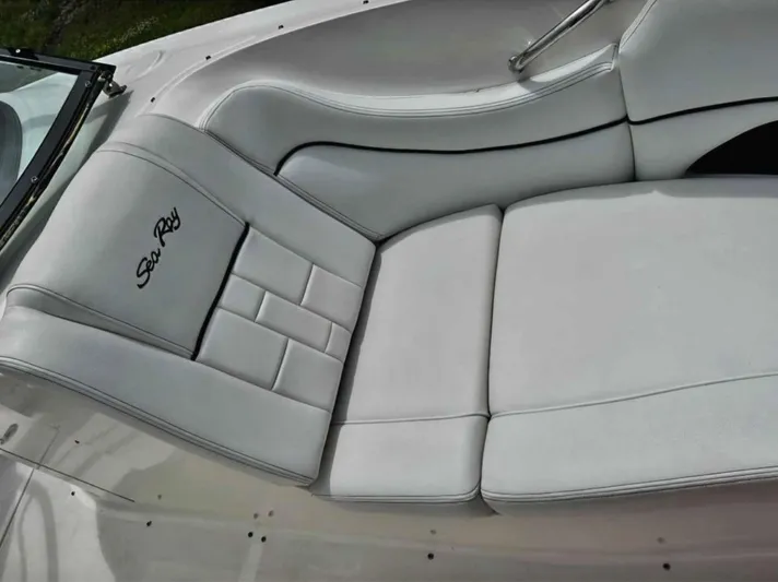  Yacht Photos Pics 2015 Sea Ray 300 SLX boat with white leather seating and logo.