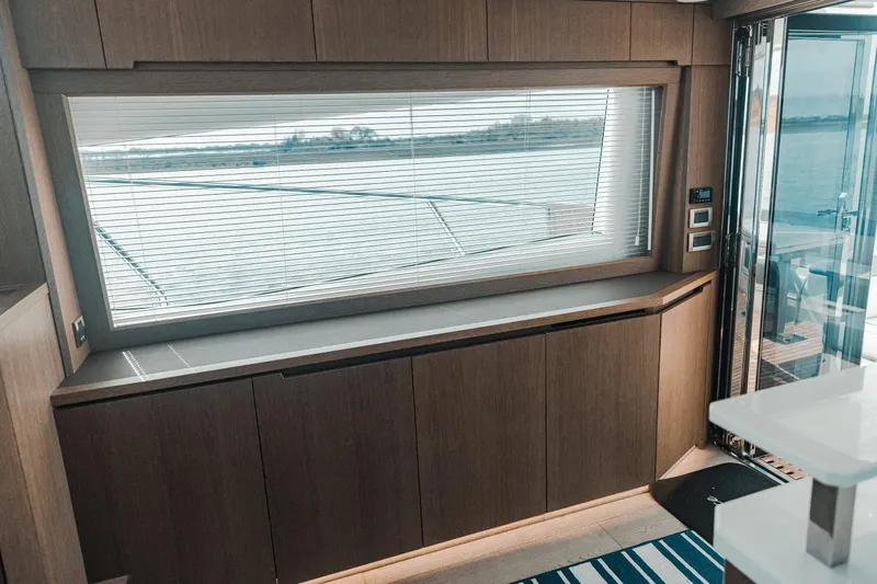 Sn: 213063 Yacht Photos Pics 