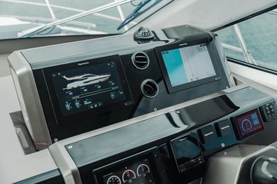 Yacht