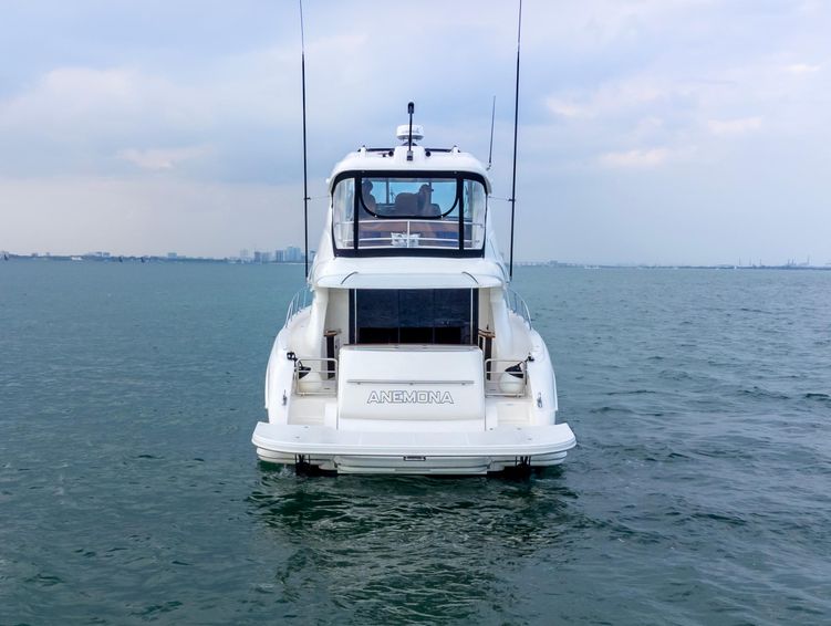 2011-50-maritimo-a50-aegean-enclosed