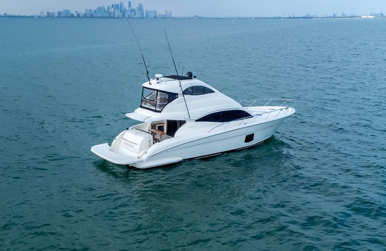2011-50-maritimo-a50-aegean-enclosed