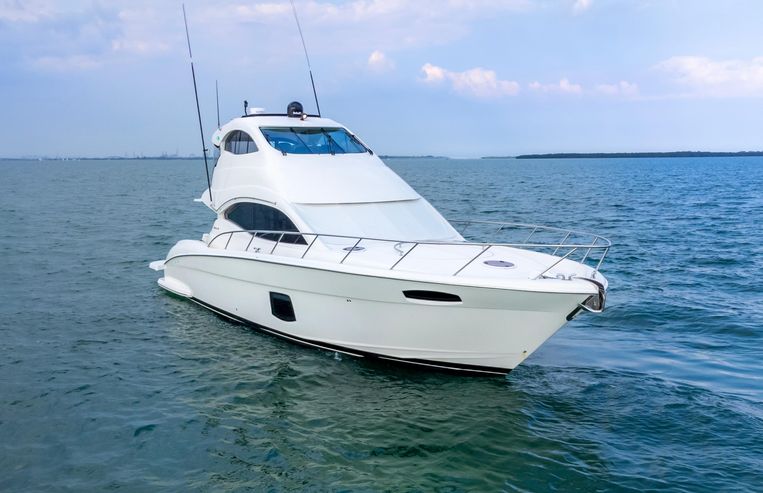 2011-50-maritimo-a50-aegean-enclosed