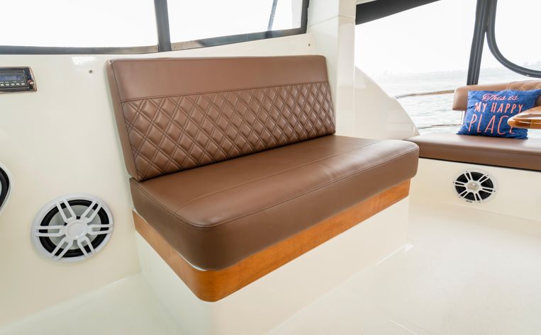 2011-50-maritimo-a50-aegean-enclosed