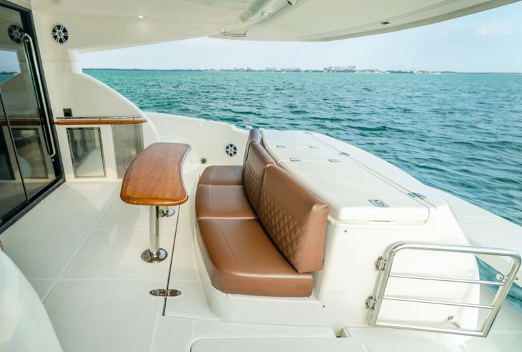 2011-50-maritimo-a50-aegean-enclosed