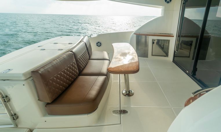2011-50-maritimo-a50-aegean-enclosed